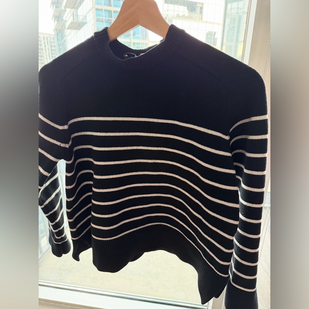 Zara Black and white striped sweater